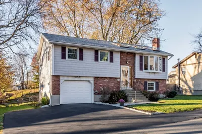 36 Summit St 1