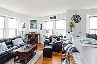 534 Beacon St #304