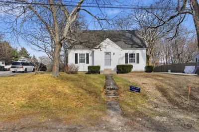 18 Carroll St 1