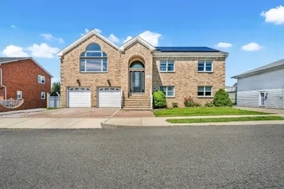 33 Tedford Ave 1