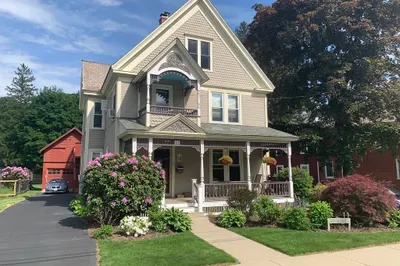 11 Main St 1