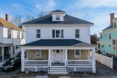 22 Locust St