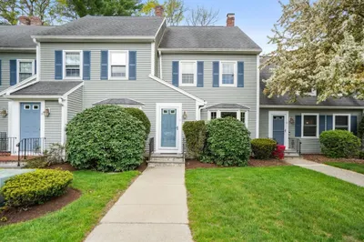 11 Daniel Drive #11