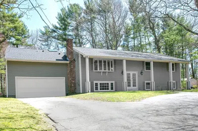 9 Debra Rd 1