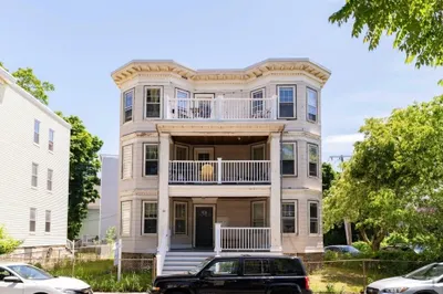95 Franklin St 1