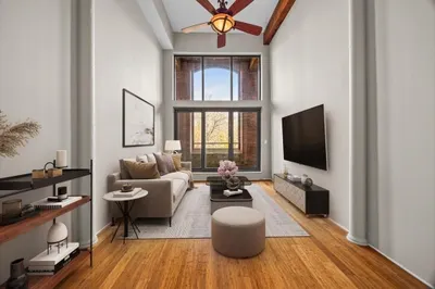 96 Old Colony Ave #233 1