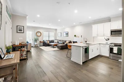 175 North Ave #204