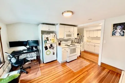 48 Powder House Blvd #3