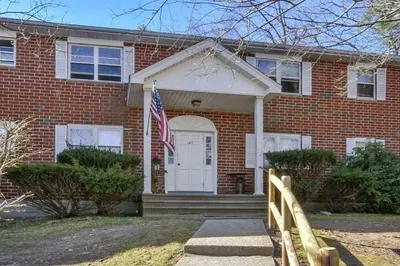 147 LitChfield Pines Drive #C 1