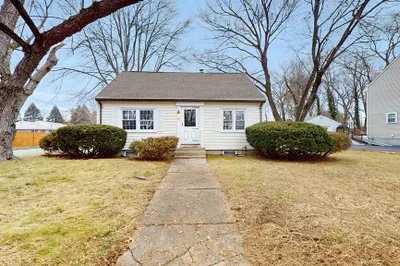 68 Reservoir Rd 1
