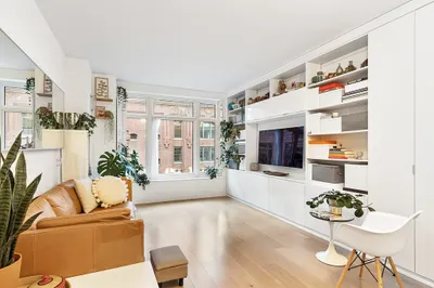 100 Lovejoy Wharf #8N