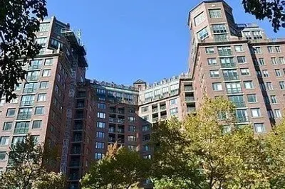 10 Rogers St #703
