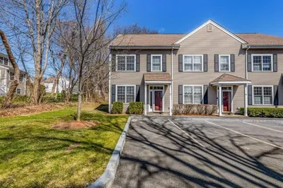 22 Evergreen Cir #22 1