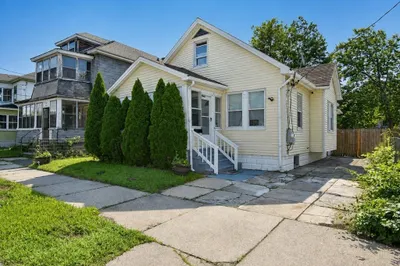 119 Littleton St 1