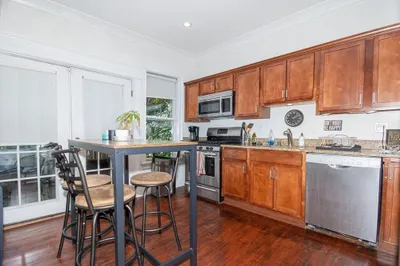 122 G St #2