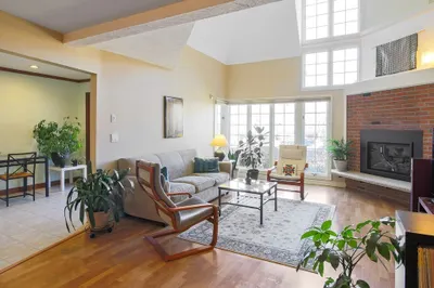 76 S Quinsigamond Ave #6 1