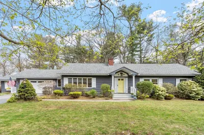 1 Hawthorne Circle