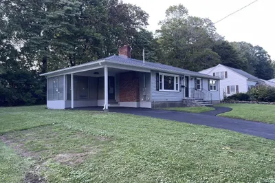 36 Stuart Ave 1