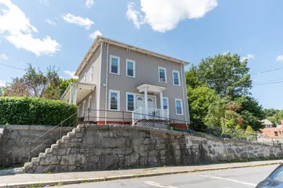 141 Salem St