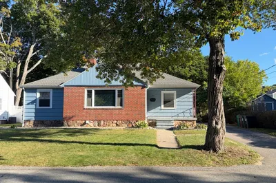 27 Irene Blvd