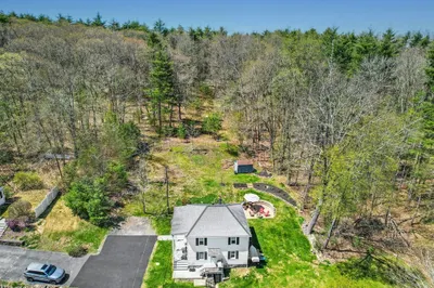 6 Belanger Ave 1