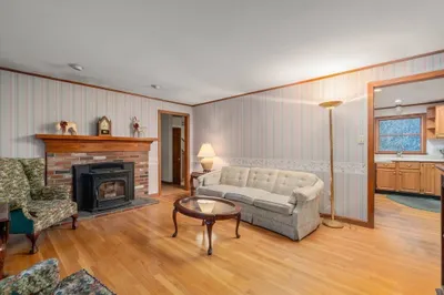 20 Brentwood Dr 1