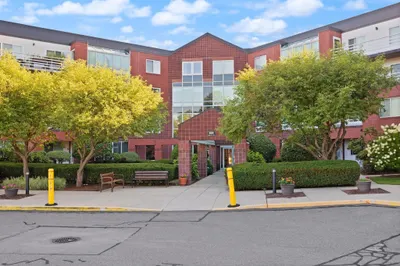 345 Place Ln #345 1