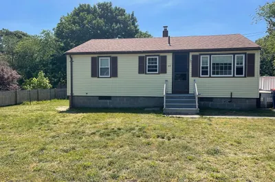 24 Meadowlark Dr 1