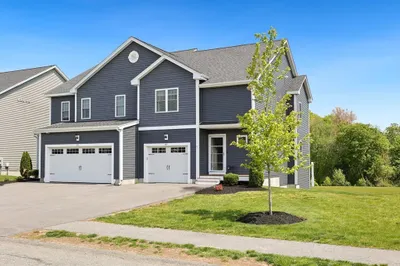 69 Riverside Dr #69