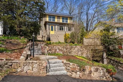 55 Coolidge Rd