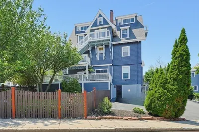 51 Sawyer Avenue #3 1