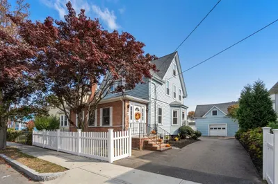 87 Waterston Ave 1