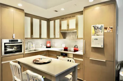 100 Lovejoy Wharf #4L