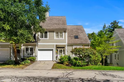 63 Landing Dr #63 1