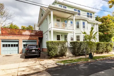 27-29 Lake Street #1 1