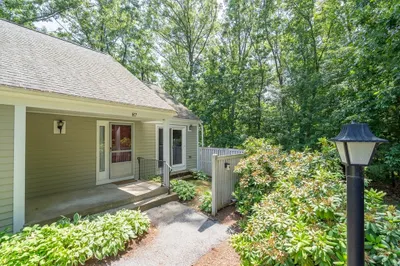 87 Fifer Ln #87 1