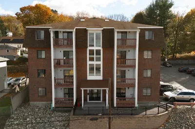920 Southbridge St #12 1