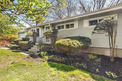 12 Roman Drive 1