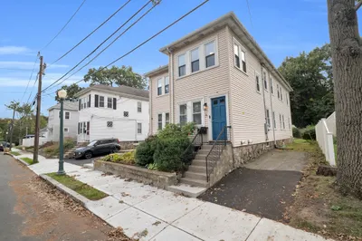 6 Stirling Street #B2 1