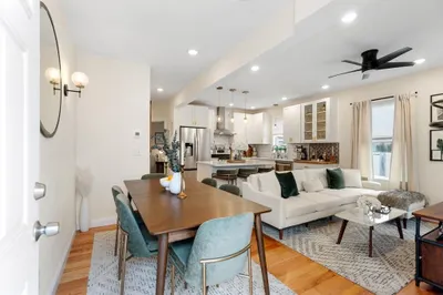 44 Henderson Street #44