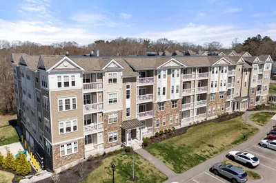 3206 Pennington Drive #3206 1