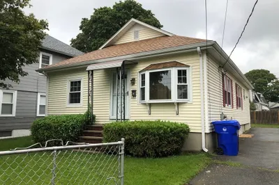 64 Bassett Street 1