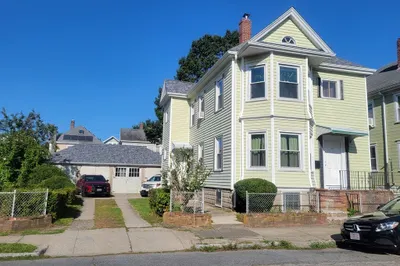13 Felton St