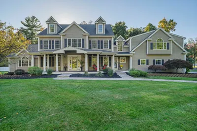 74 Crabtree Ln 1