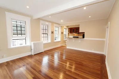 49 Grove St #3