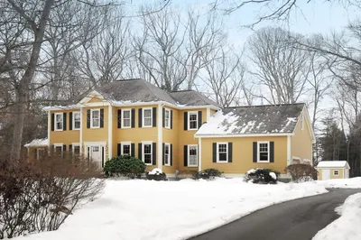 40 Fifers Ln 1