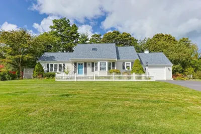 23 Dauphine Dr 1
