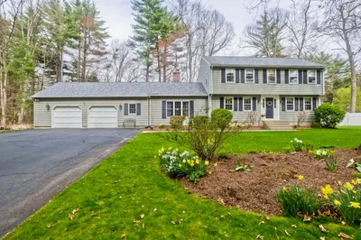 94 Tanglewood Dr 1