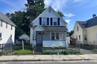 209 Tyler St