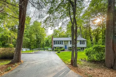 213 Bay Road 1